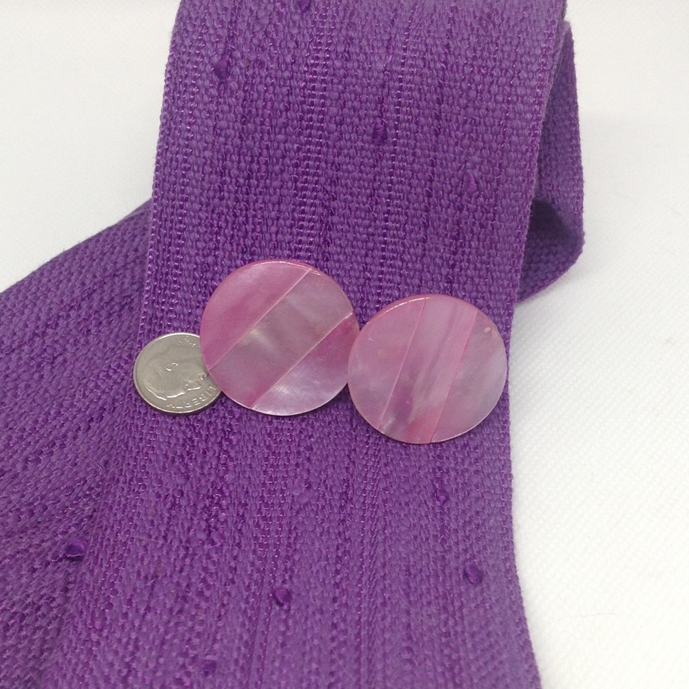 Vintage Mother of Pearl Round Pierced Earrings - Picture 2 of 9